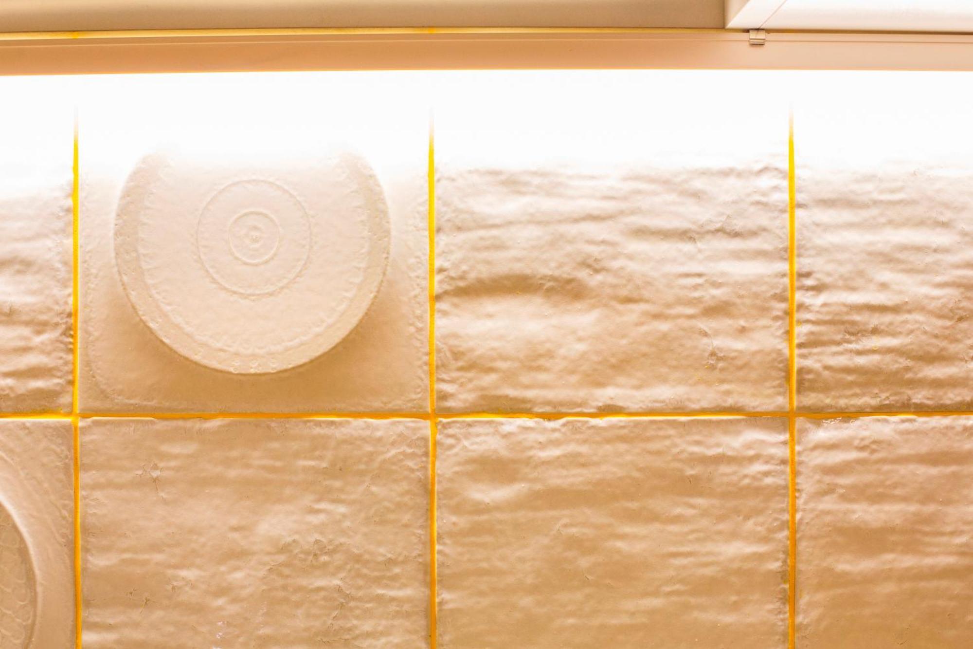 Yellow Apartment In Avlabari Tbilisi Bagian luar foto